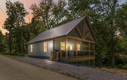 8239 S Highway 379, Jamestown, KY 42629