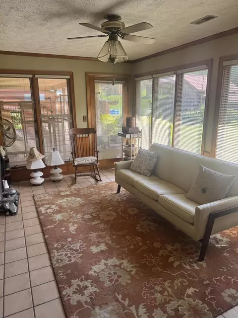 Exterior - 748 Lakeside Dr, Jackson, KY 41339 photo 10 of 10