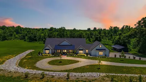271 Bluegrass Mdws, Somerset, KY 42503