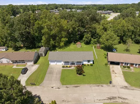 View/Area - 52 Cambridge Dr, Murray, KY 42071 photo 2 of 3