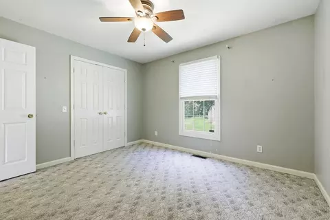 Bedroom - 52 Cambridge Dr, Murray, KY 42071 photo 1 of 3