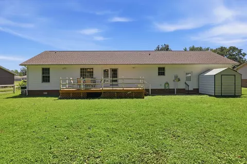Exterior - 52 Cambridge Dr, Murray, KY 42071 photo 3 of 4