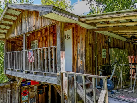 Exterior - 224 Mays Rd, Sandy Hook, KY 41171 photo 6 of 17