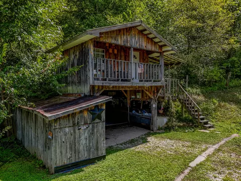 Exterior - 224 Mays Rd, Sandy Hook, KY 41171 photo 16 of 17
