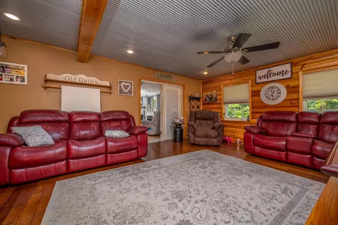 Living - 224 Mays Rd, Sandy Hook, KY 41171 photo 5 of 5