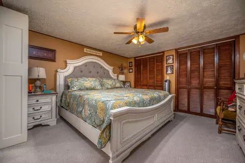 Bedroom - 224 Mays Rd, Sandy Hook, KY 41171 photo 6 of 6