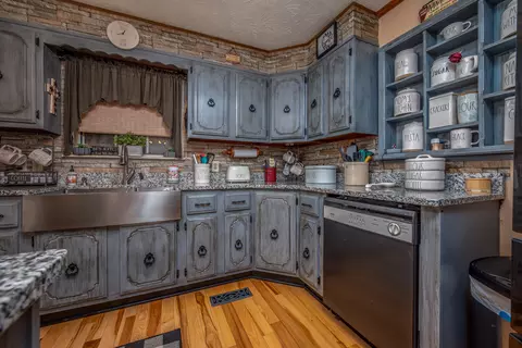 Kitchen - 224 Mays Rd, Sandy Hook, KY 41171 photo 1 of 4