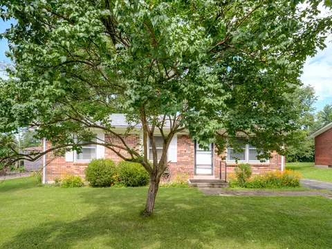 3598 Niagara Dr, Lexington, KY 40517