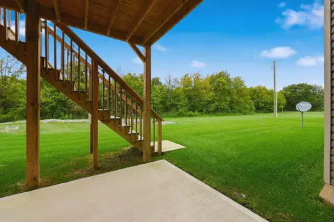 Exterior - 160 Limestone Ln, Georgetown, KY 40324 photo 5 of 11