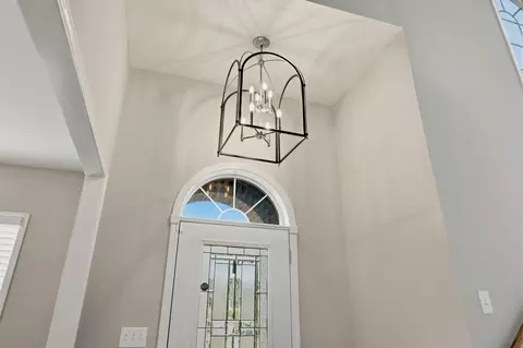 Entry Way - 160 Limestone Ln, Georgetown, KY 40324 photo 4 of 11