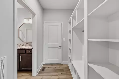Entry Way - 160 Limestone Ln, Georgetown, KY 40324 photo 5 of 11