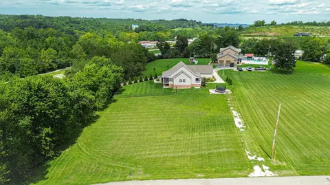 View/Area - 212 Mccoy Rd, Grayson, KY 41143 photo 2 of 3