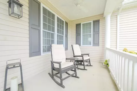 Exterior - 212 Mccoy Rd, Grayson, KY 41143 photo 8 of 14