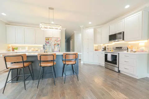 Kitchen - 212 Mccoy Rd, Grayson, KY 41143 photo 1 of 3