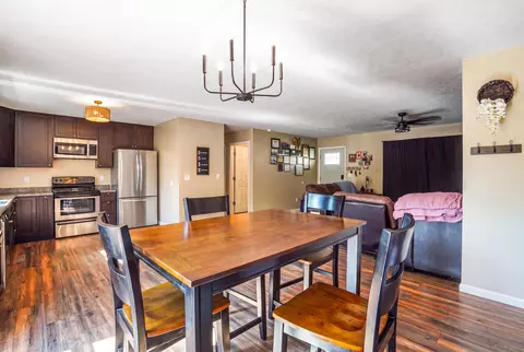 Dining - 63 Meade Ln, Eubank, KY 42567 photo 2 of 2