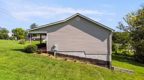 Exterior - 63 Meade Ln, Eubank, KY 42567 photo 2 of 3