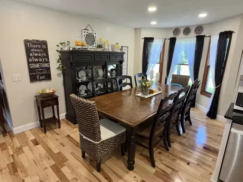 Dining - 195 Reece Rd, Mayfield, KY 42066 photo 1 of 1