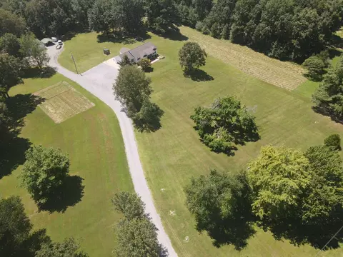 View/Area - 195 Reece Rd, Mayfield, KY 42066 photo 3 of 6