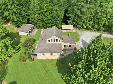 830 Narrow Gap Rd, Paint Lick, KY 40461