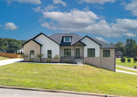 442 Woods Edge Dr, Somerset, KY 42503