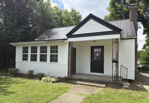 813 Stanley St, Hopkinsville, KY 42240