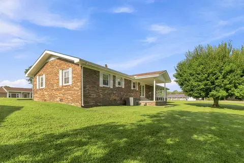 Exterior - 26 Emerald Ln, Corbin, KY 40701 photo 5 of 12