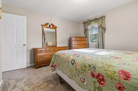 Bedroom - 26 Emerald Ln, Corbin, KY 40701 photo 8 of 12