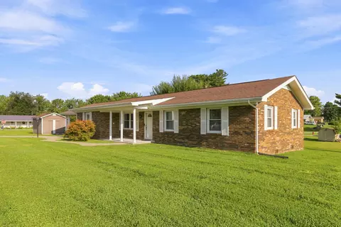 Exterior - 26 Emerald Ln, Corbin, KY 40701 photo 6 of 12