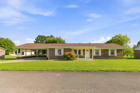 Exterior - 26 Emerald Ln, Corbin, KY 40701 photo 2 of 12