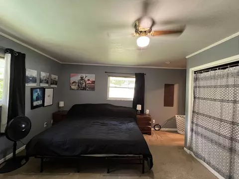 Bedroom - 1500 S Elm St, Corbin, KY 40701 photo 2 of 6