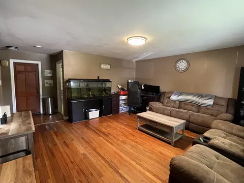 Living - 1500 S Elm St, Corbin, KY 40701 photo 2 of 2