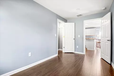 Bedroom - 104 W 14th St, Corbin, KY 40701 photo 6 of 6