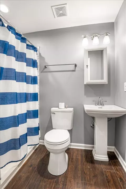 Bath - 104 W 14th St, Corbin, KY 40701 photo 2 of 2