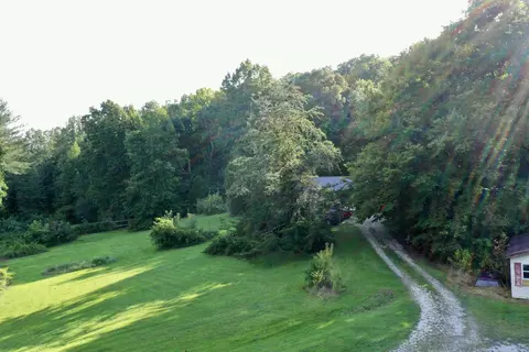 Exterior - 335 Smallwood Rd, Stanton, KY 40380 photo 3 of 19