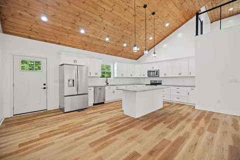 Kitchen - 2610 E Fork Rd, Means, KY 40346 photo 1 of 1