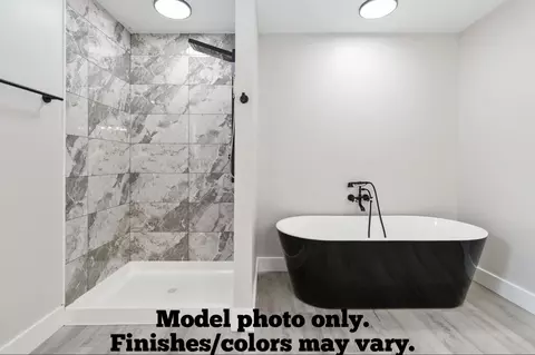 Bath - 233 Malibu Dr, Corbin, KY 40701 photo 1 of 3