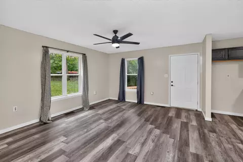 Living - 310 E 10th St, Millersburg, KY 40348 photo 1 of 5