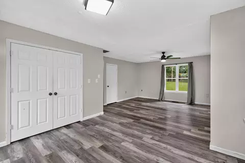 Living - 310 E 10th St, Millersburg, KY 40348 photo 5 of 5