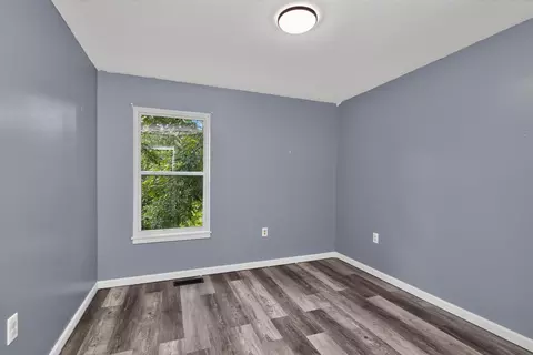Bedroom - 310 E 10th St, Millersburg, KY 40348 photo 1 of 3