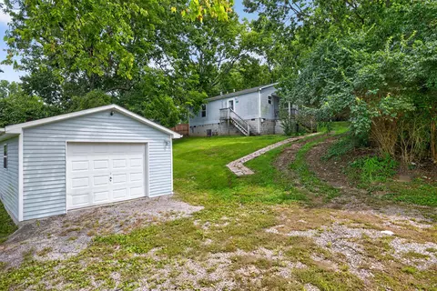 Exterior - 310 E 10th St, Millersburg, KY 40348 photo 4 of 4