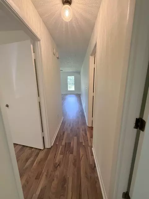 Entry Way - 875 Copperas, Morehead, KY 40351 photo 1 of 3