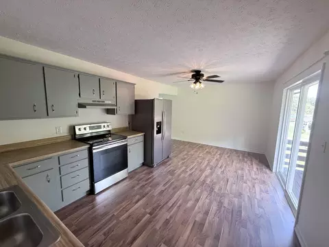 Kitchen - 875 Copperas, Morehead, KY 40351 photo 1 of 2