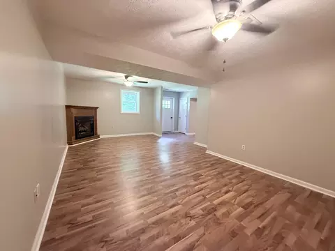 Living - 875 Copperas, Morehead, KY 40351 photo 5 of 6