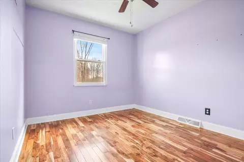 Bedroom - 32 Meadow Brook Dr, Corbin, KY 40701 photo 1 of 5