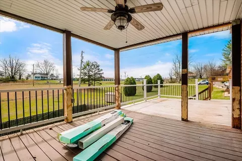 Exterior - 32 Meadow Brook Dr, Corbin, KY 40701 photo 4 of 9