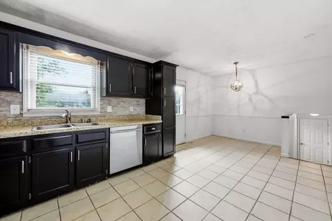 Other - 421 Meadow Dr, Berea, KY 40403 photo 2 of 4