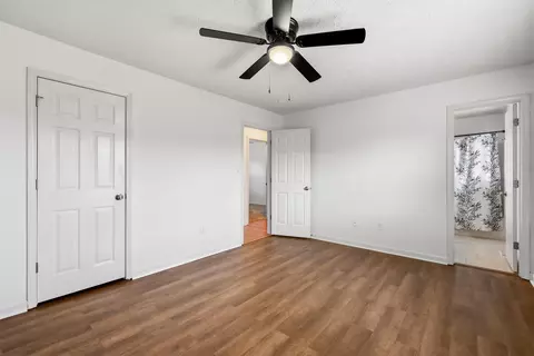 Bedroom - 421 Meadow Dr, Berea, KY 40403 photo 1 of 8