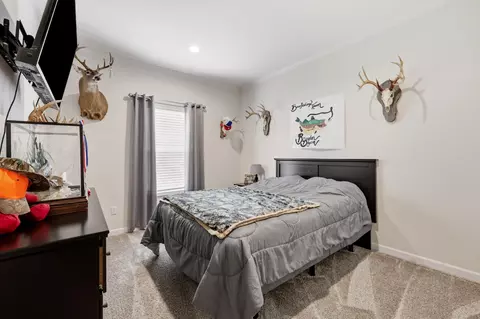 Bedroom - 165 Cedar Point Rd, Tyner, KY 40486 photo 5 of 6