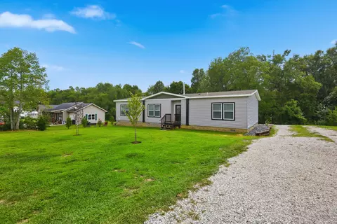 Exterior - 165 Cedar Point Rd, Tyner, KY 40486 photo 8 of 11