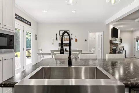 Kitchen - 165 Cedar Point Rd, Tyner, KY 40486 photo 6 of 6
